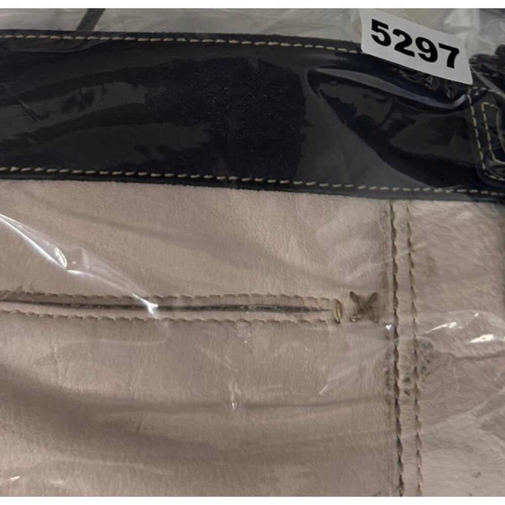 The Sak White Handbag - Picture 9 of 9